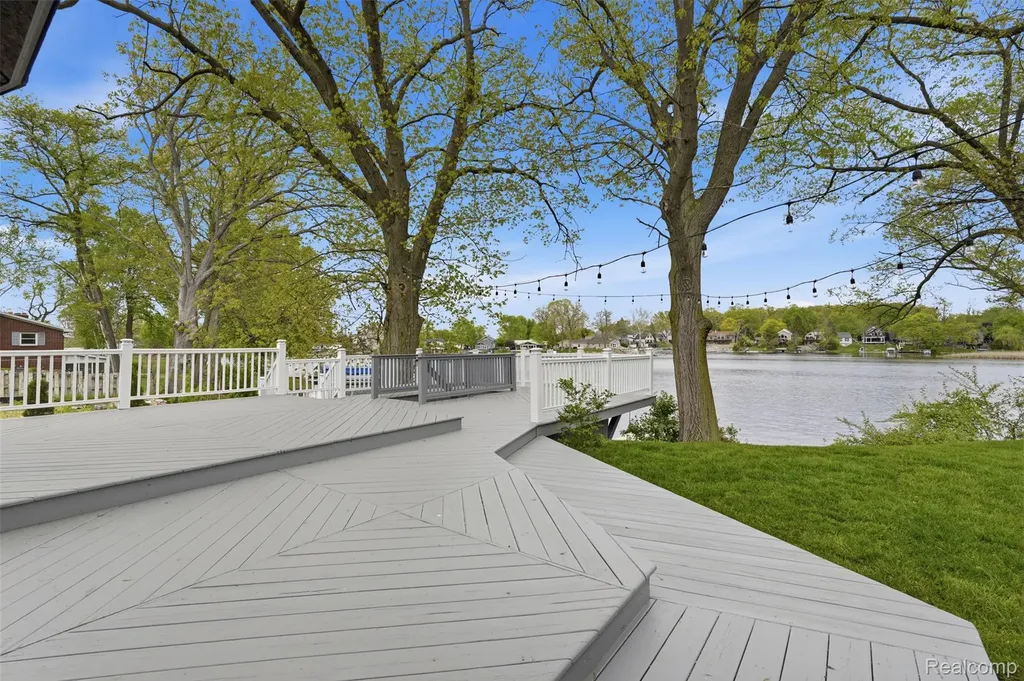 16263 S Seymour Road Argentine Township MI 48451