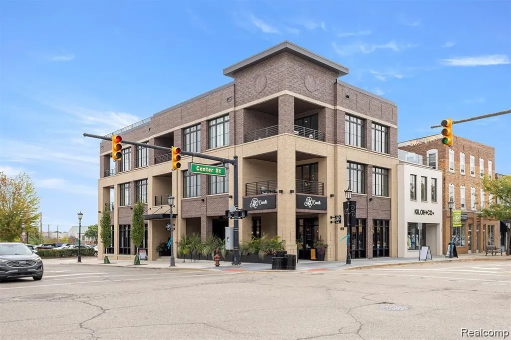156 N Center Unit 301 Northville City MI 48167