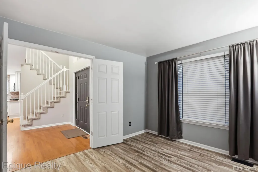 21370 Carlton Drive Macomb Township MI 48044