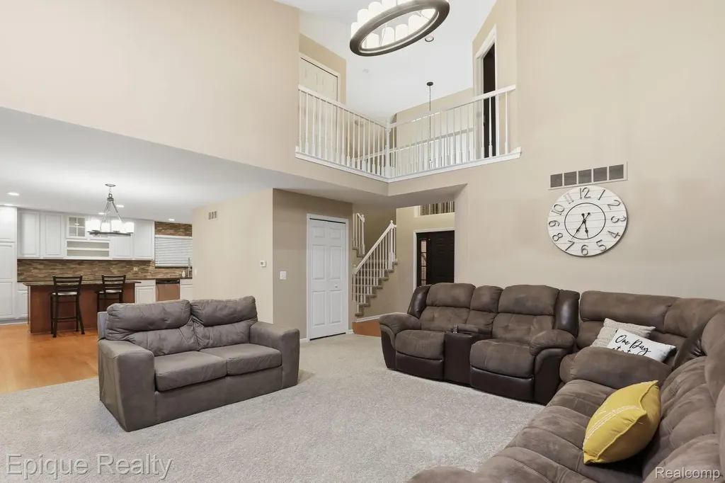21370 Carlton Drive Macomb Township MI 48044