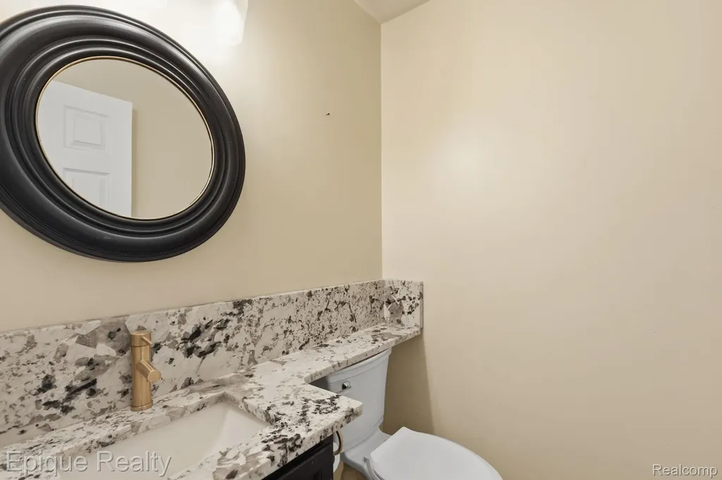 21370 Carlton Drive Macomb Township MI 48044