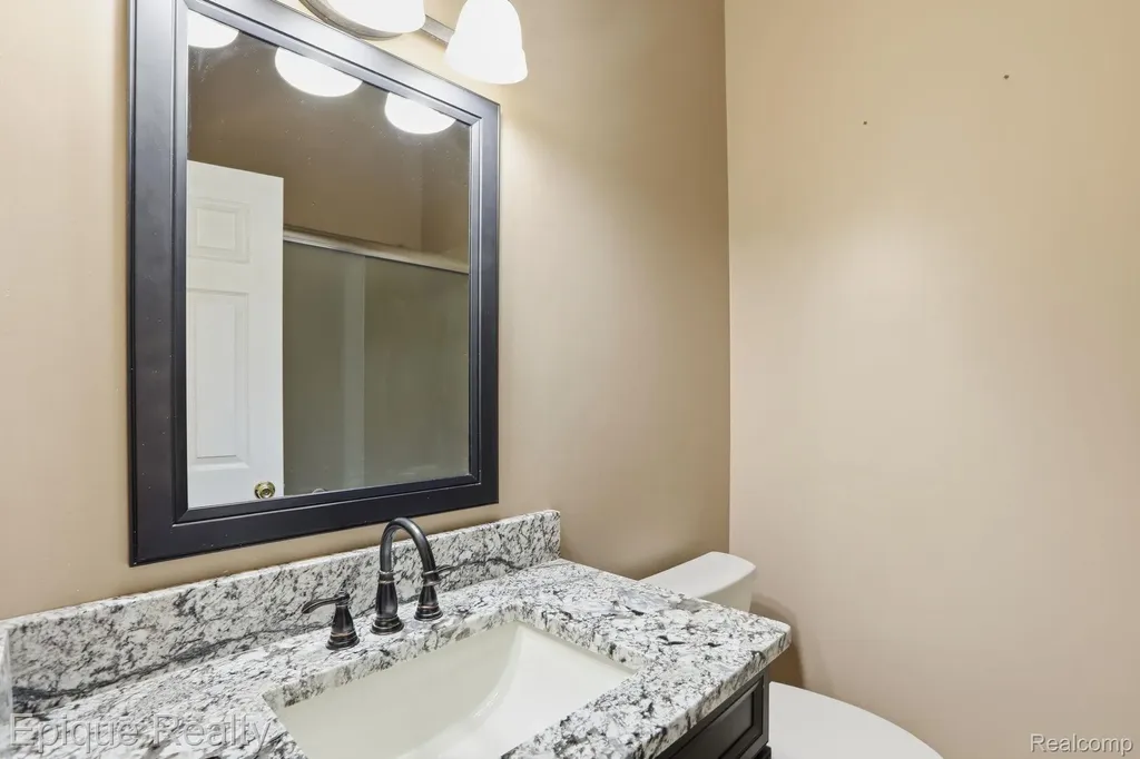 21370 Carlton Drive Macomb Township MI 48044