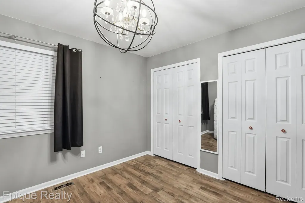 21370 Carlton Drive Macomb Township MI 48044