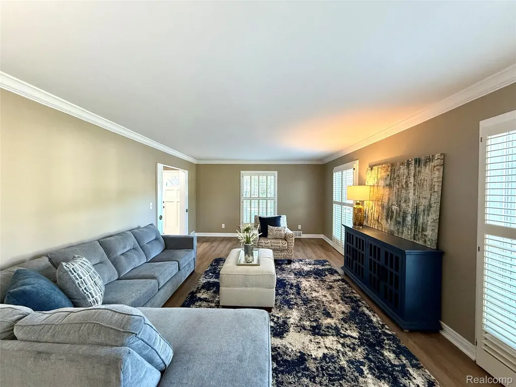 38552 Macintosh Court Clinton Charter Township MI 48036