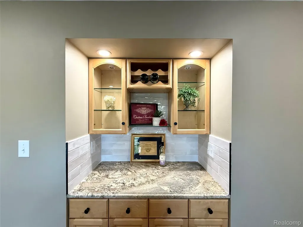 38552 Macintosh Court Clinton Charter Township MI 48036