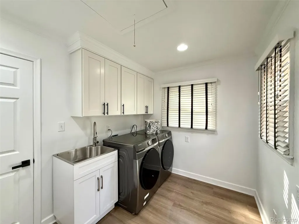 38552 Macintosh Court Clinton Charter Township MI 48036