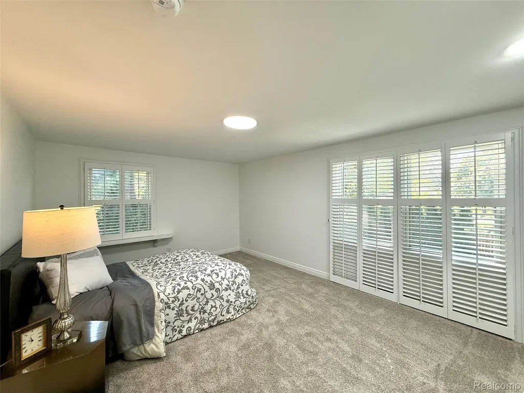 38552 Macintosh Court Clinton Charter Township MI 48036
