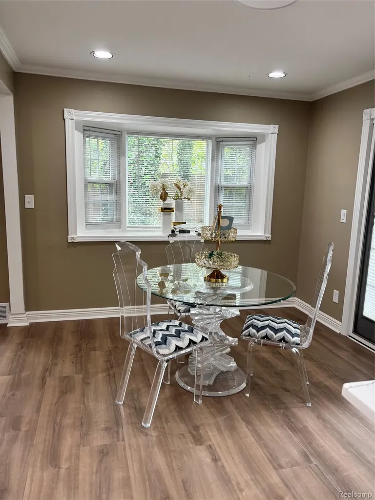 38552 Macintosh Court Clinton Charter Township MI 48036