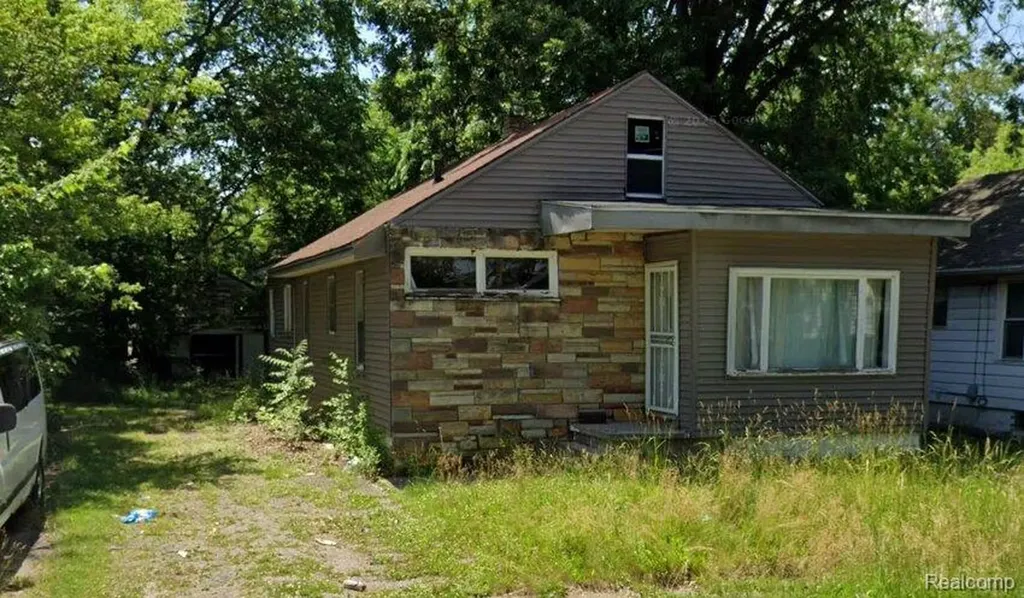 1610 Kent Street Flint City MI 48503