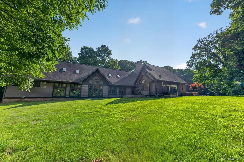 8180 N Ridge Road Canton Charter Township MI 48187