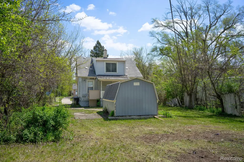 20475 San Juan Drive Detroit City MI 48221