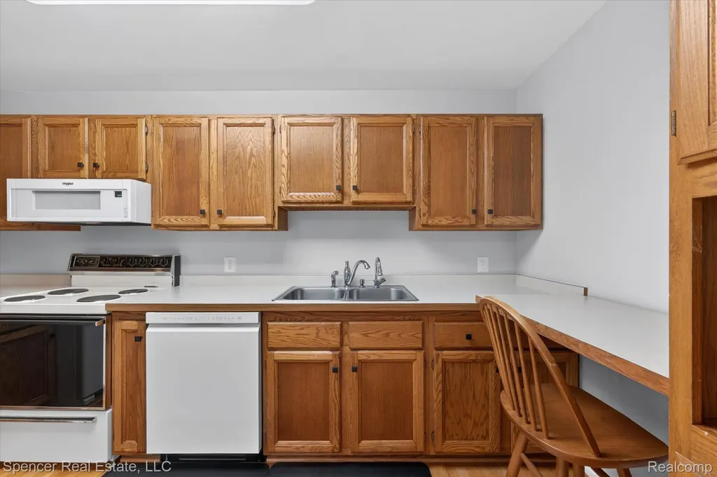 5988 Waldon Road Independence Charter Township MI 48346