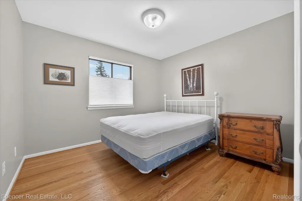 5988 Waldon Road Independence Charter Township MI 48346
