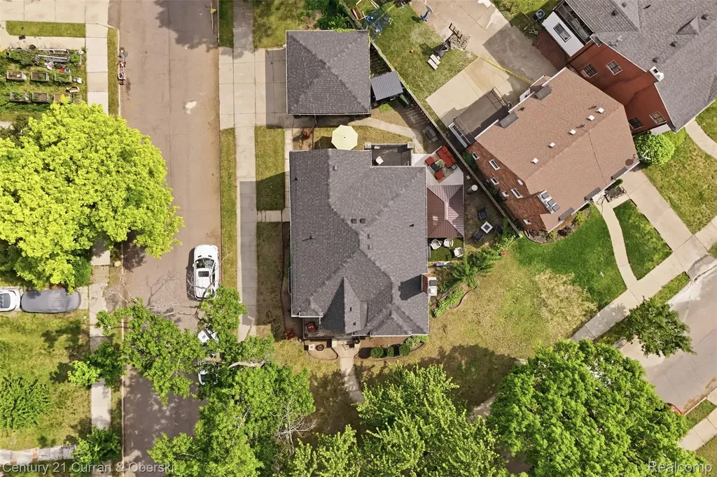 20096 Shrewsbury Road Detroit City MI 48221