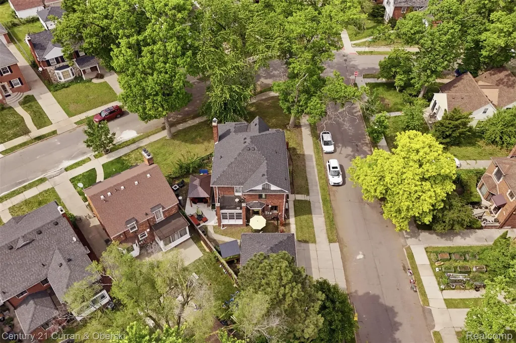 20096 Shrewsbury Road Detroit City MI 48221