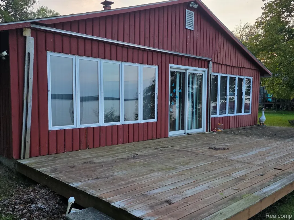 5136 Hardwood Trail Alcona Township MI 49747