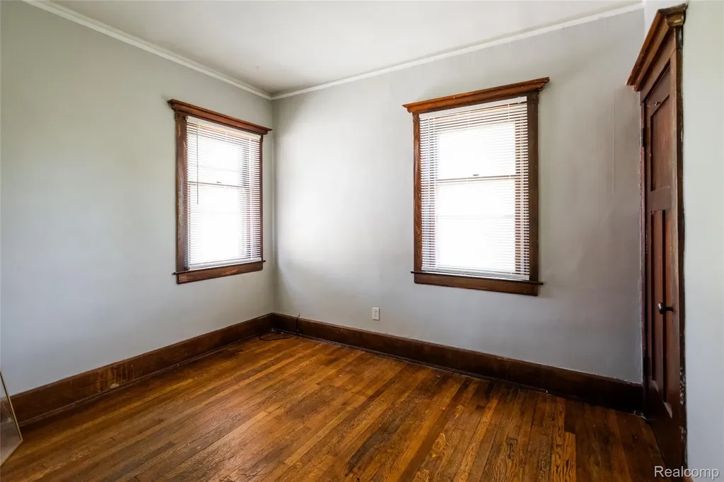 1508 Montclair Street Detroit City MI 48214