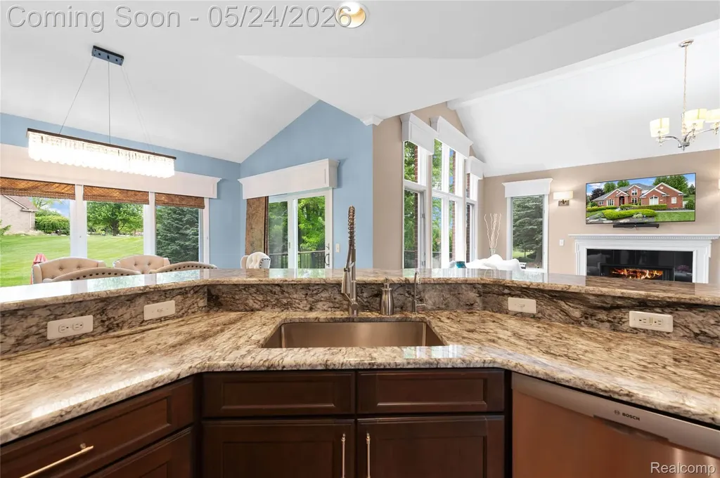 13750 Embers Court Plymouth Charter Township MI 48170