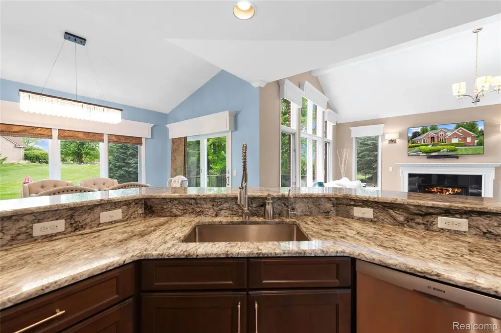13750 Embers Court Plymouth Charter Township MI 48170