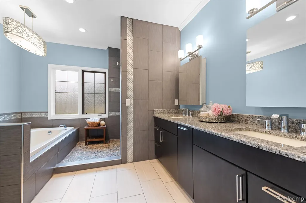 13750 Embers Court Plymouth Charter Township MI 48170