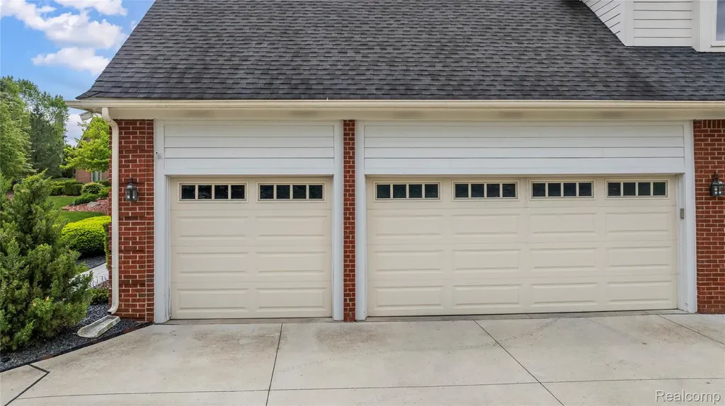 13750 Embers Court Plymouth Charter Township MI 48170