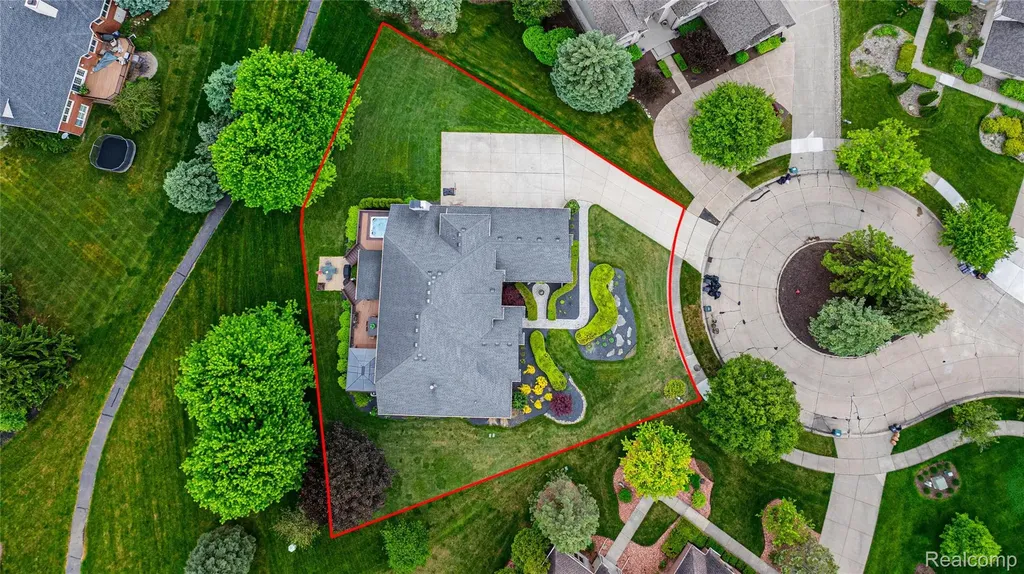 13750 Embers Court Plymouth Charter Township MI 48170