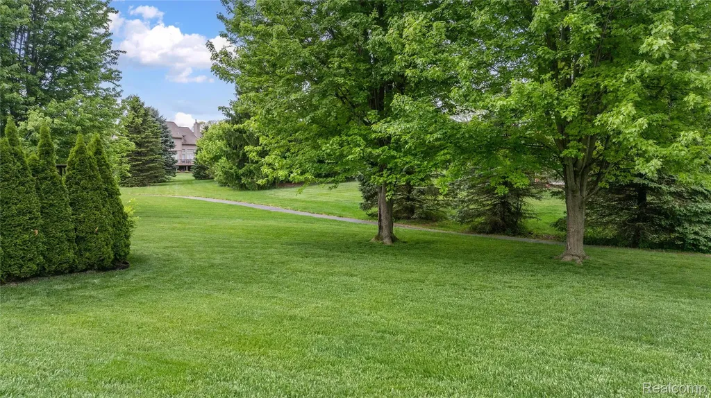 13750 Embers Court Plymouth Charter Township MI 48170