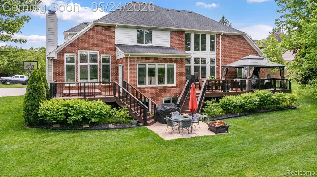 13750 Embers Court Plymouth Charter Township MI 48170