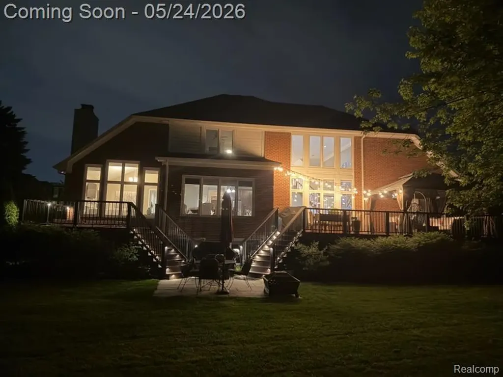 13750 Embers Court Plymouth Charter Township MI 48170