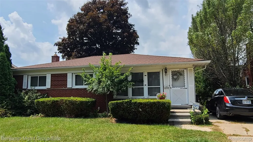 3900 Norwood Drive Trenton City MI 48183
