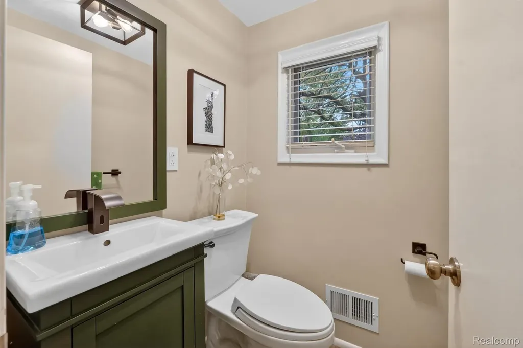 3952 Cottontail Lane Bloomfield Hills City MI 48301