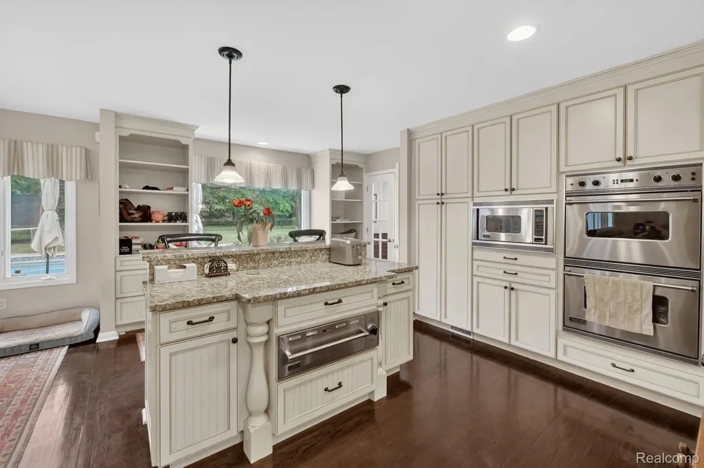 3952 Cottontail Lane Bloomfield Hills City MI 48301