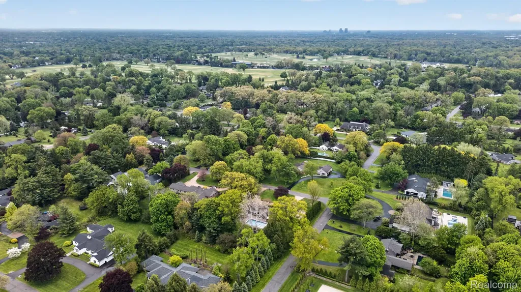3952 Cottontail Lane Bloomfield Hills City MI 48301