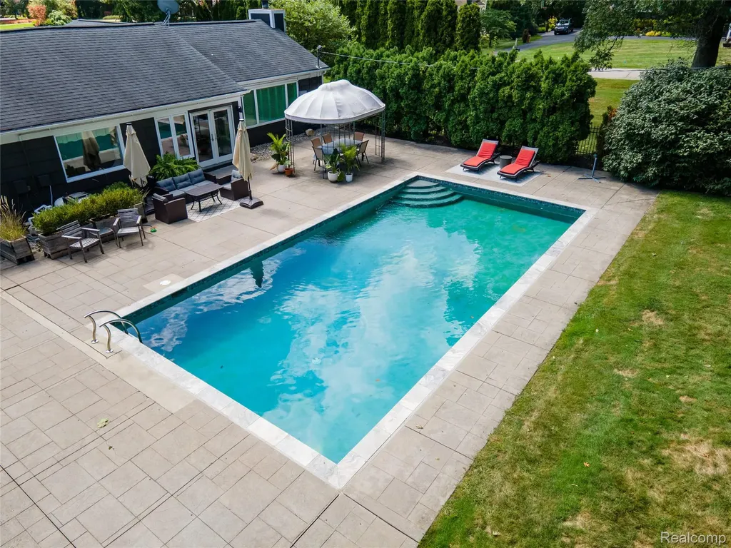3952 Cottontail Lane Bloomfield Hills City MI 48301