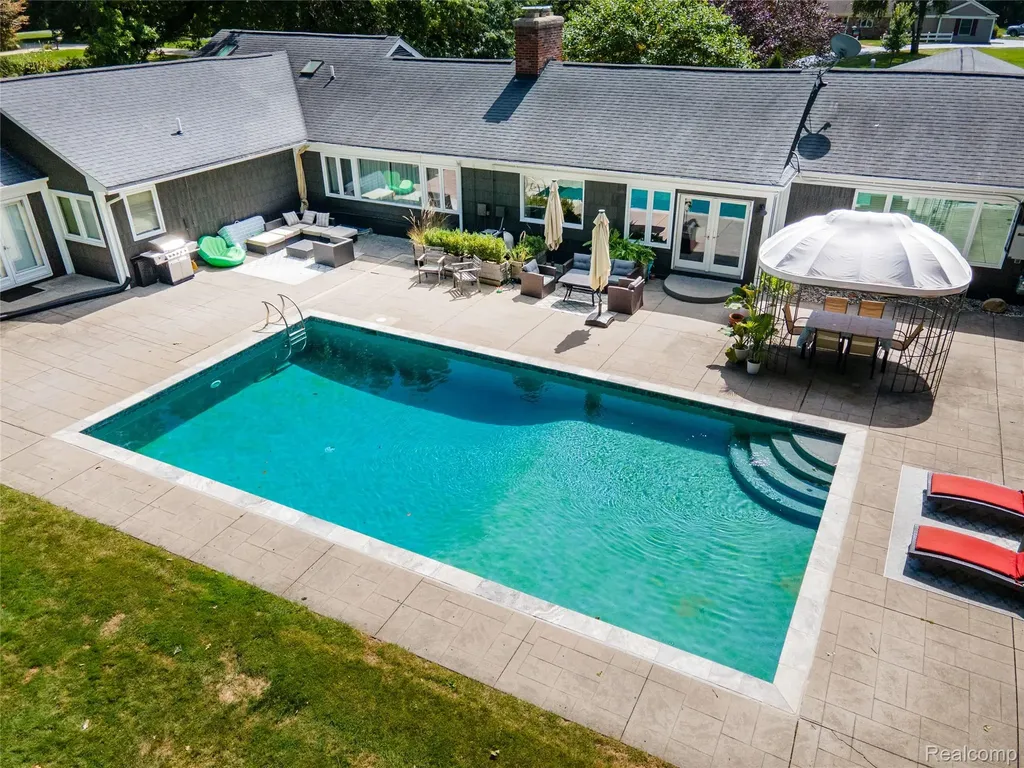 3952 Cottontail Lane Bloomfield Hills City MI 48301
