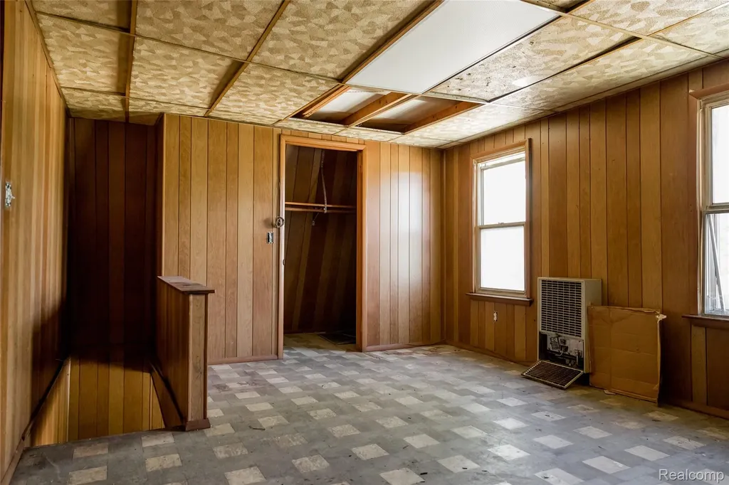 8886 Lorman Street Detroit City MI 48214