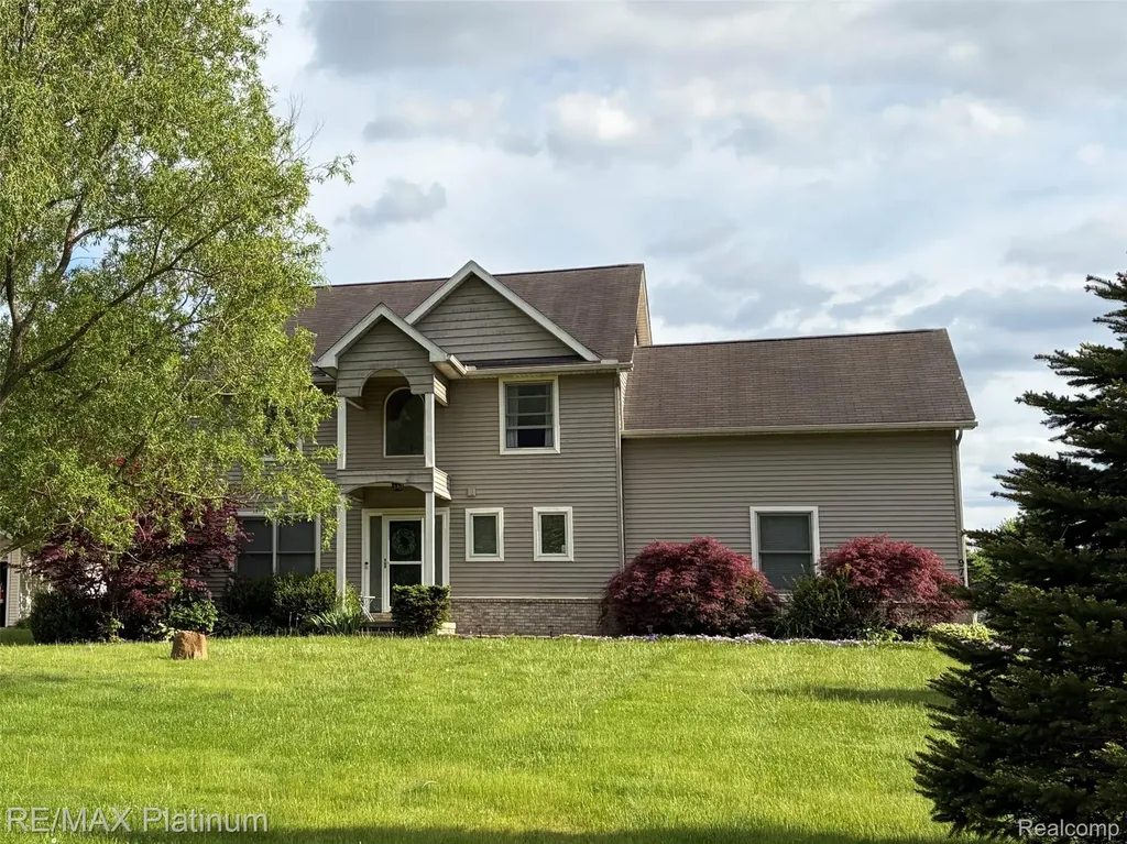 9731 Fountain Lane Handy Township MI 48836