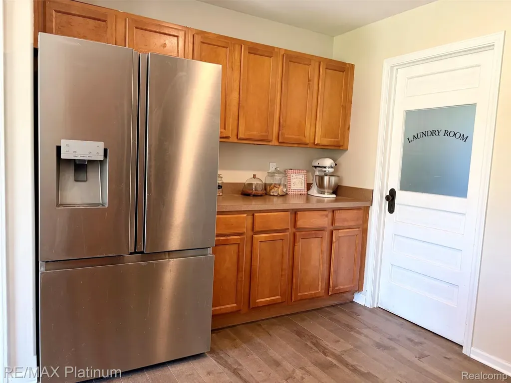 9731 Fountain Lane Handy Township MI 48836