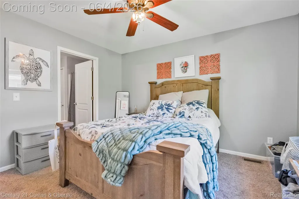 25670 Meadow Court Lyon Charter Township MI 48178