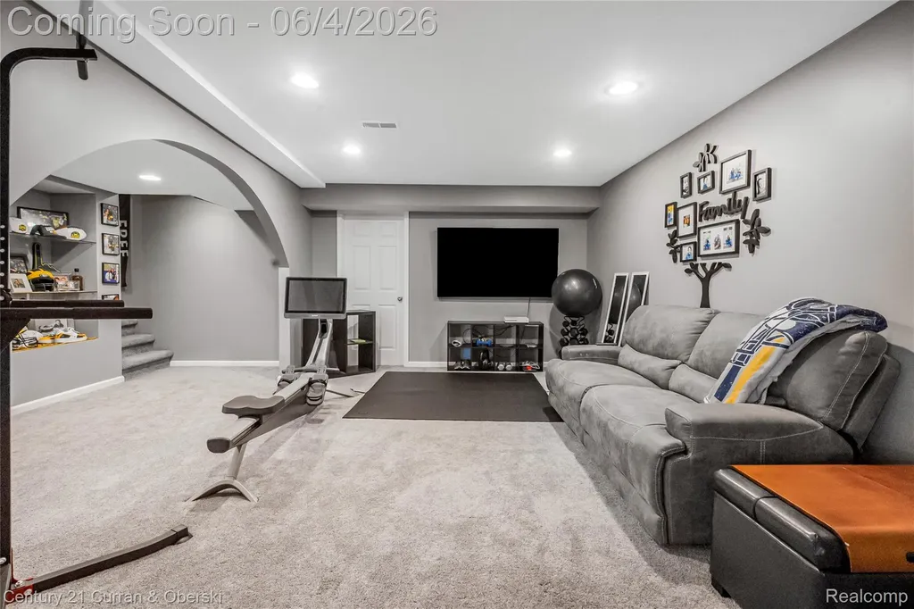 25670 Meadow Court Lyon Charter Township MI 48178