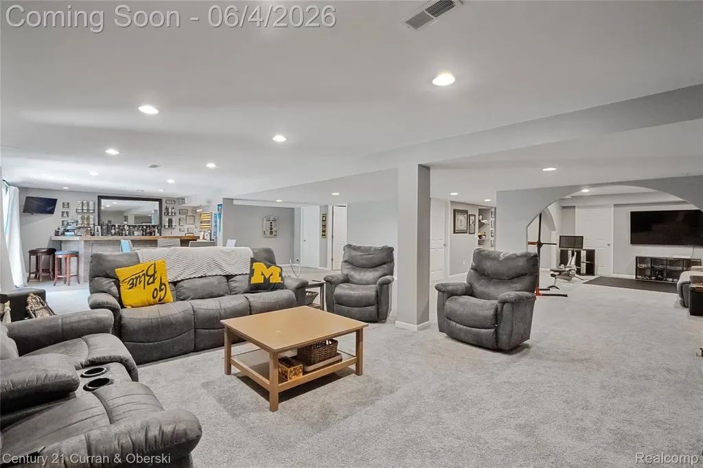 25670 Meadow Court Lyon Charter Township MI 48178