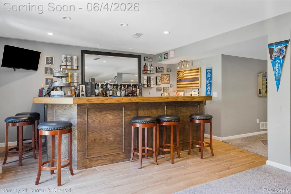 25670 Meadow Court Lyon Charter Township MI 48178