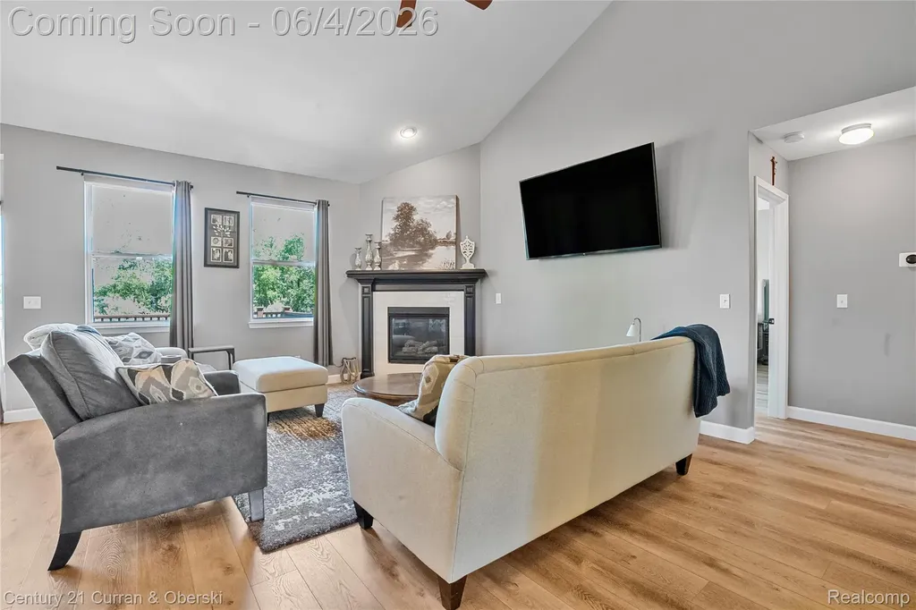 25670 Meadow Court Lyon Charter Township MI 48178