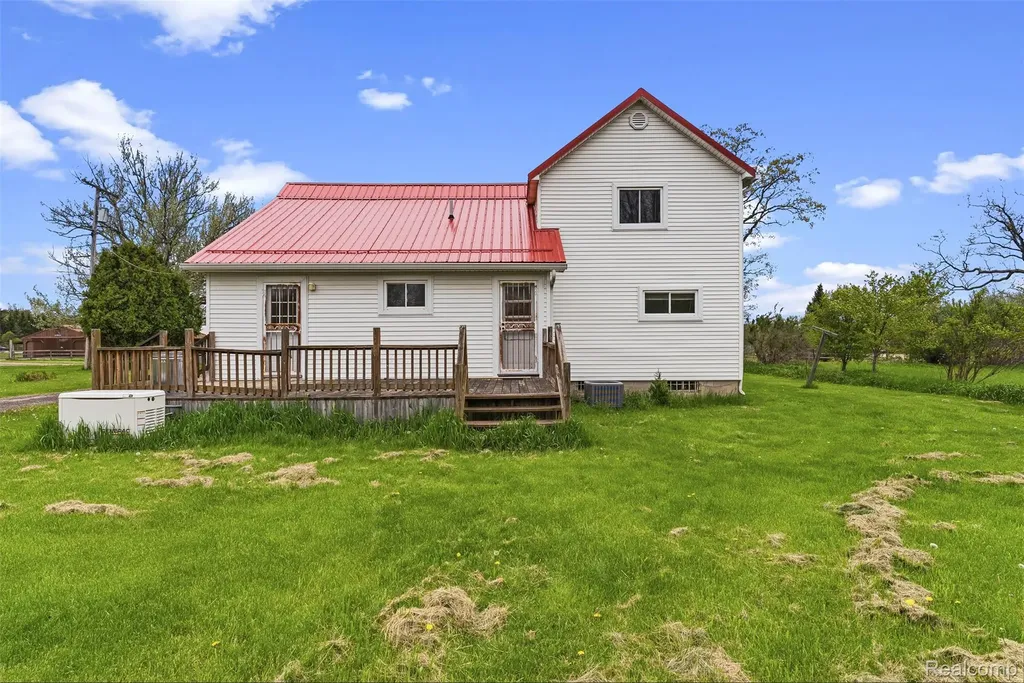 1145 S Washburn Road Elba Township MI 48423