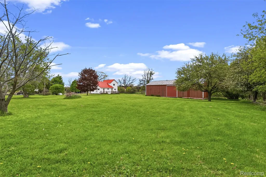 1145 S Washburn Road Elba Township MI 48423