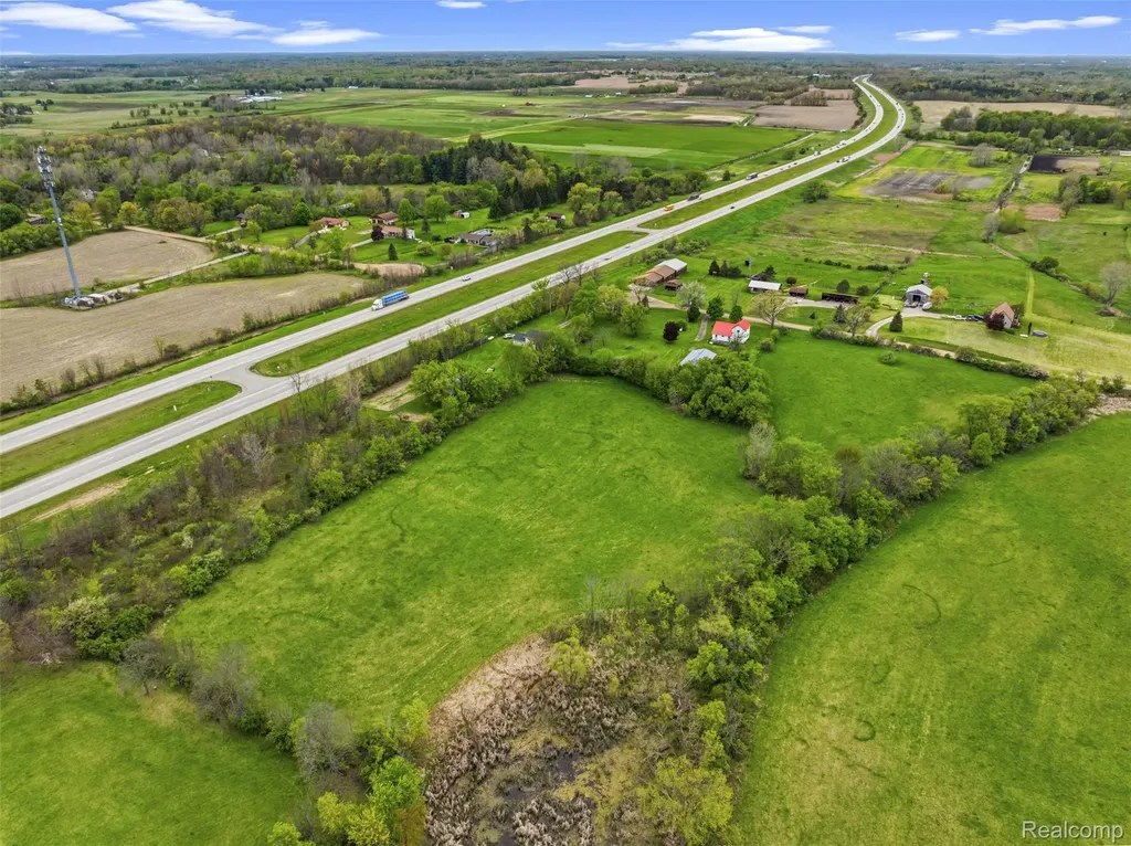 1145 S Washburn Road Elba Township MI 48423