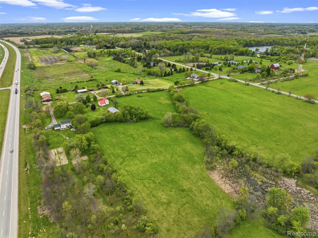 1145 S Washburn Road Elba Township MI 48423