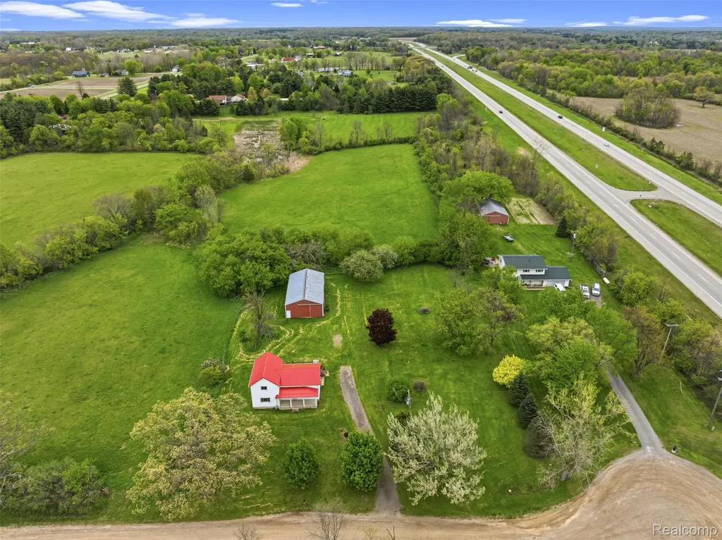 1145 S Washburn Road Elba Township MI 48423