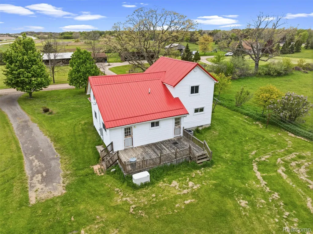 1145 S Washburn Road Elba Township MI 48423