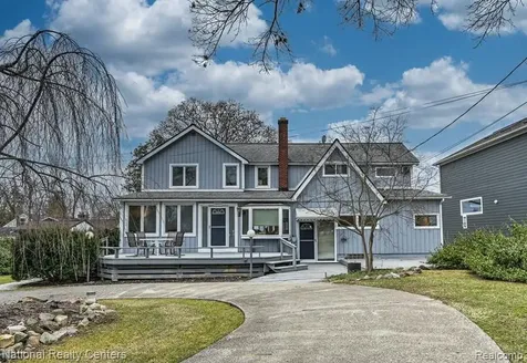 3453 Ormond Road White Lake Charter Township MI 48383